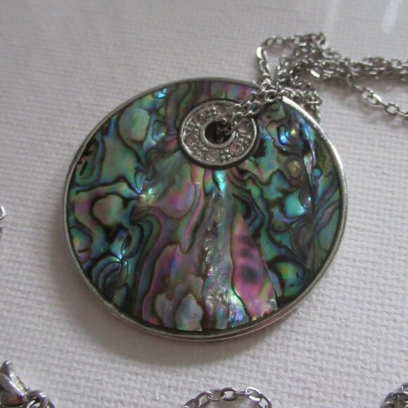 🇨🇦 Abalone shell pendant necklace, Harvest Moon, Silver, 20", large - Picture 4 of 9